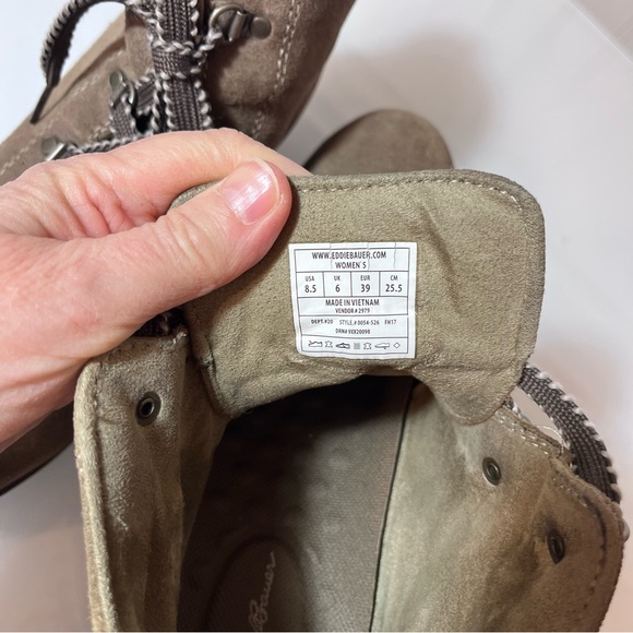 Eddie Bauer Women's 8.5 Brown Suede Wedge Ankle Boots Lace up Hiker Chukka Boots - Picture 9 of 15